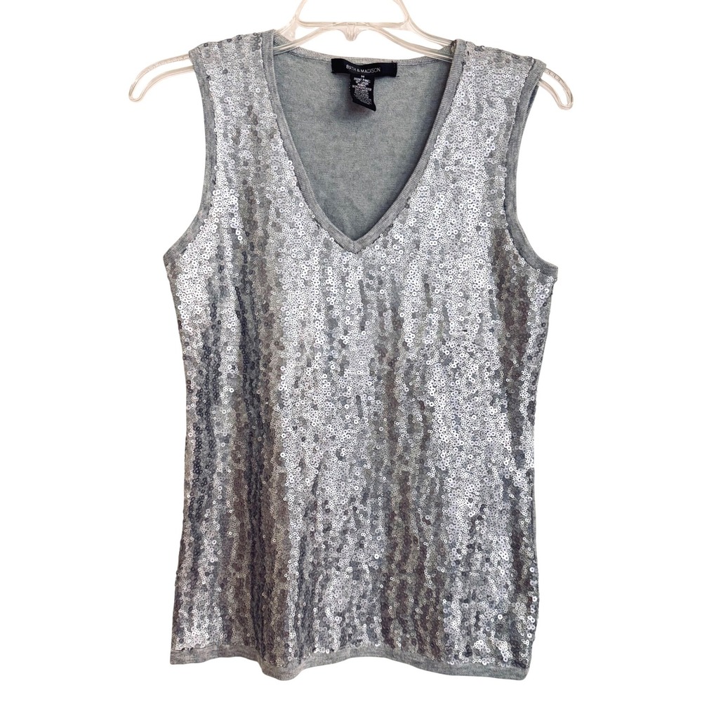 89th & Madison Womens Silver Sequin V-Neck Knit Tank Top Grey Medium
